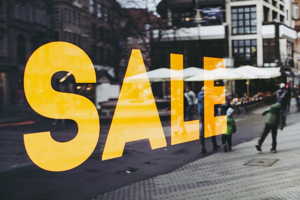 Image of sale sign