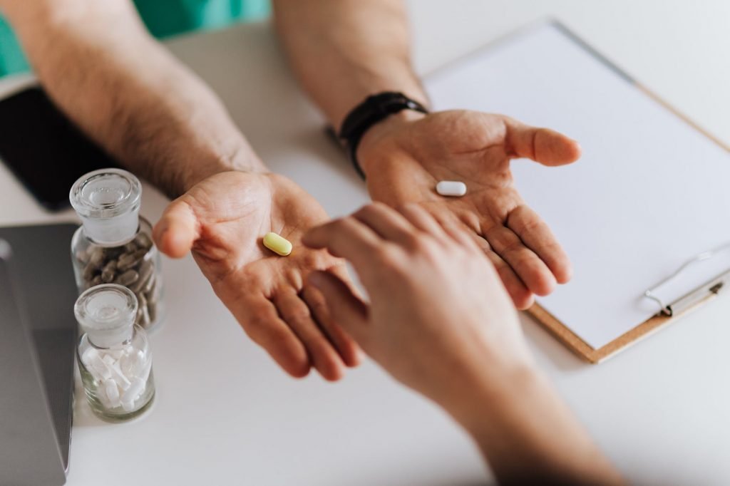 Image of Doctor offering choice to patient in office