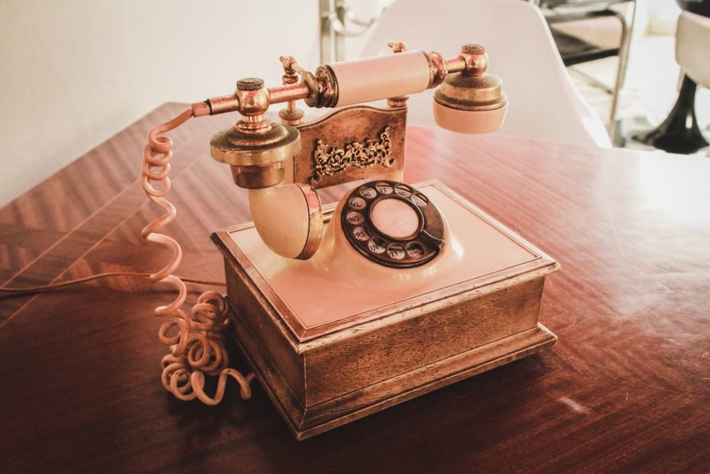 Image of vintage telephone