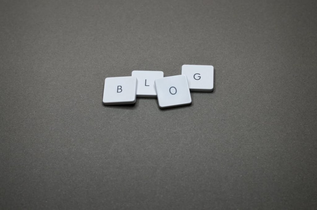 Image of Blog Blocks Wallpaper